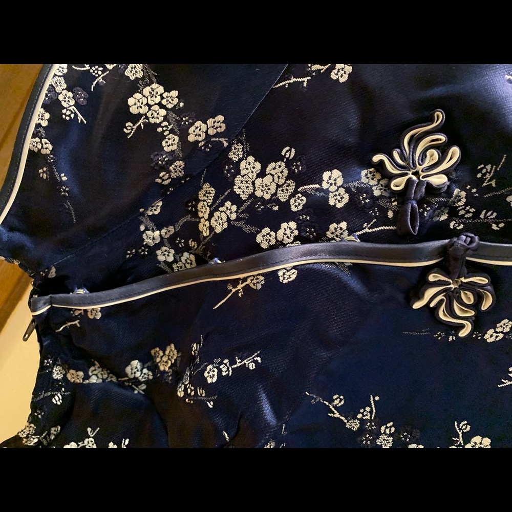 Women’s silk Chinese top - Picture 14 of 16